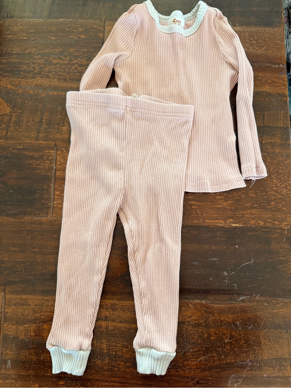 👚CLOSET CLEAN OUT SALE👖2-piece Toddler Pj set 12-18M